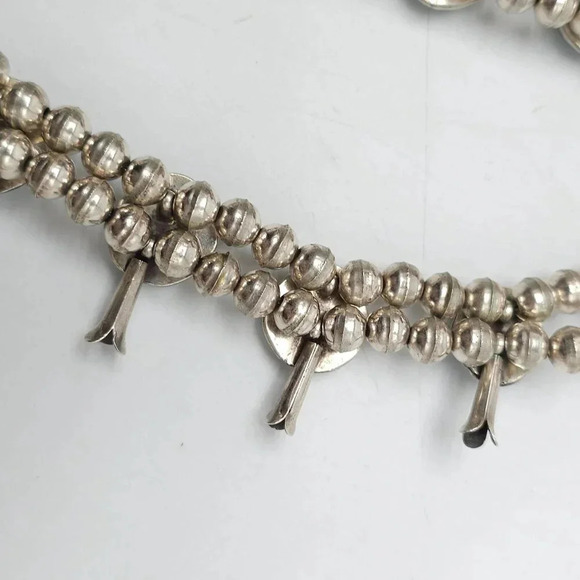 Vintage Navajo Sterling Silver Sleeping Beauty Turquoise Squash Blossom Necklace - Picture 5 of 8